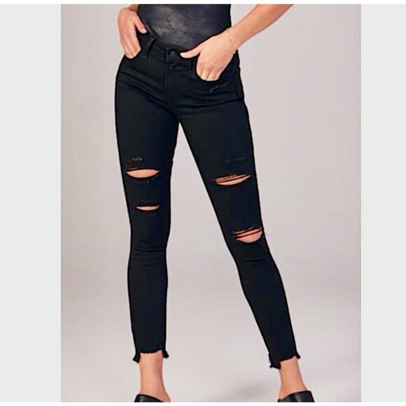 Abercrombie & Fitch Denim - Abercrombie & Fitch Mid Rise Super Skinny Ankle Black Jeans 28/6L